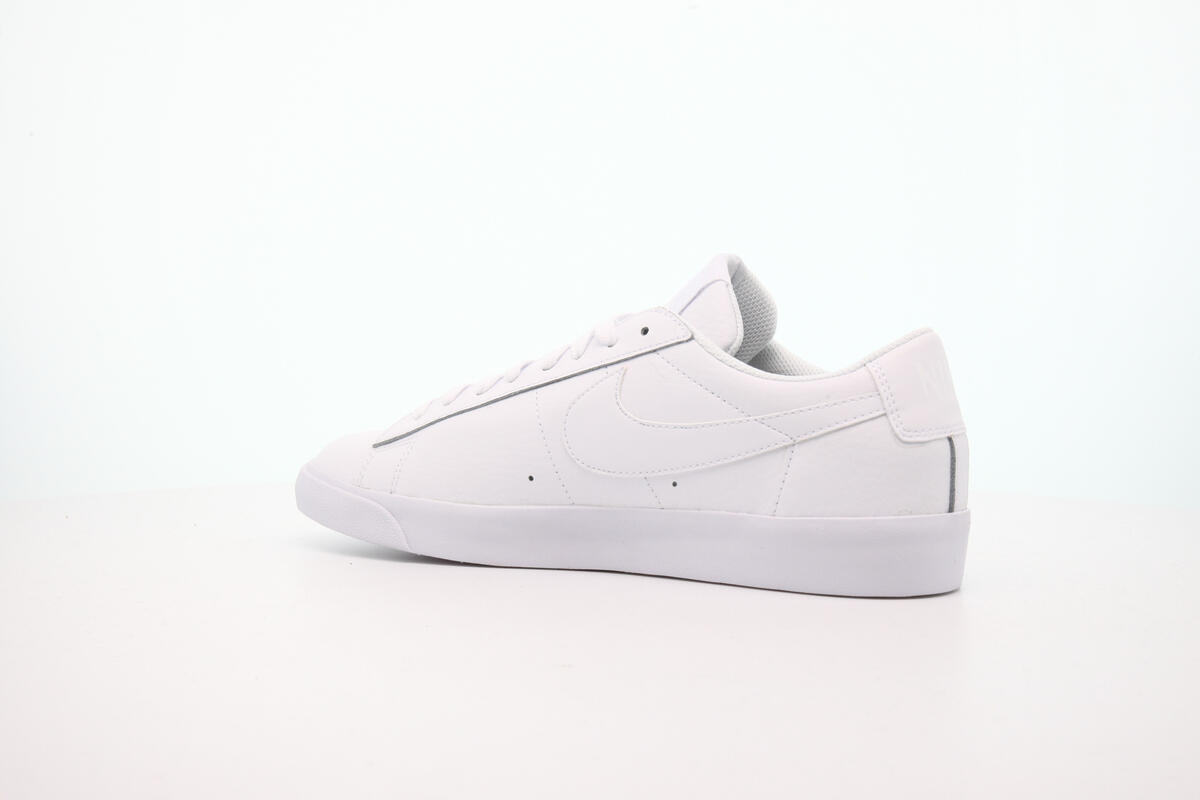 Nike Blazer Low White - Image 9