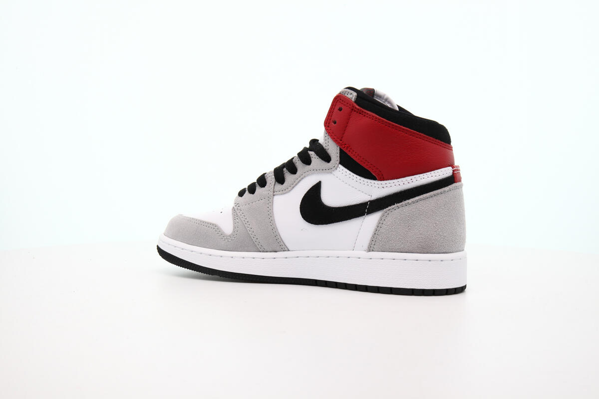 Air Jordan 1 Retro High 'White/Black/Light Smoke Grey/Varsity Red' (GS) - Image 16
