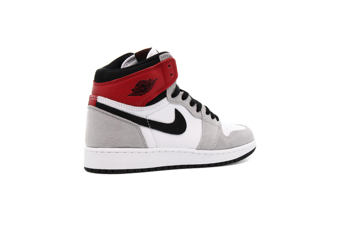 Air Jordan 1 Retro High 'White/Black/Light Smoke Grey/Varsity Red' (GS) - Image 20