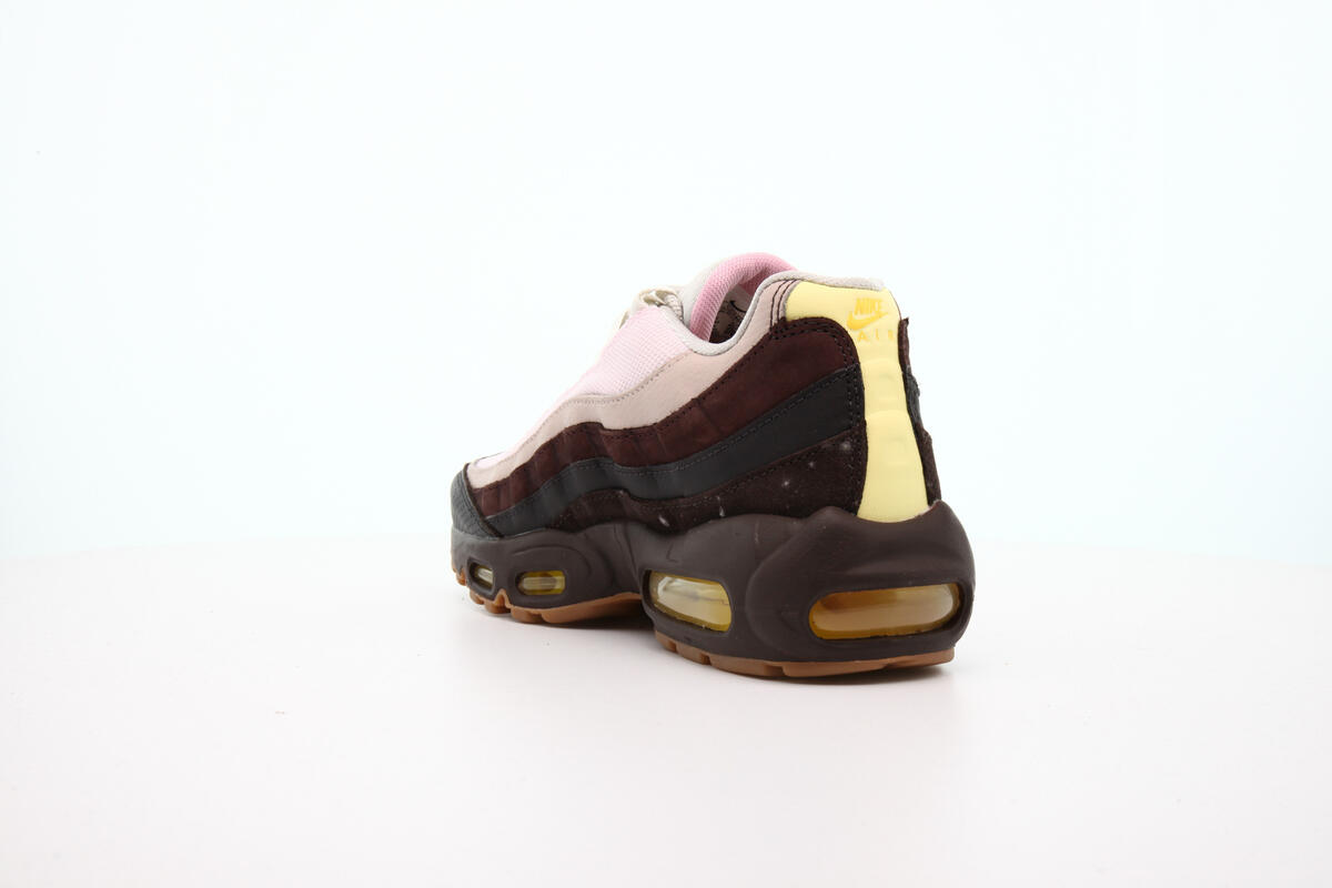 Nike WMNS AIR MAX 95 "Cuban Link" - Image 16