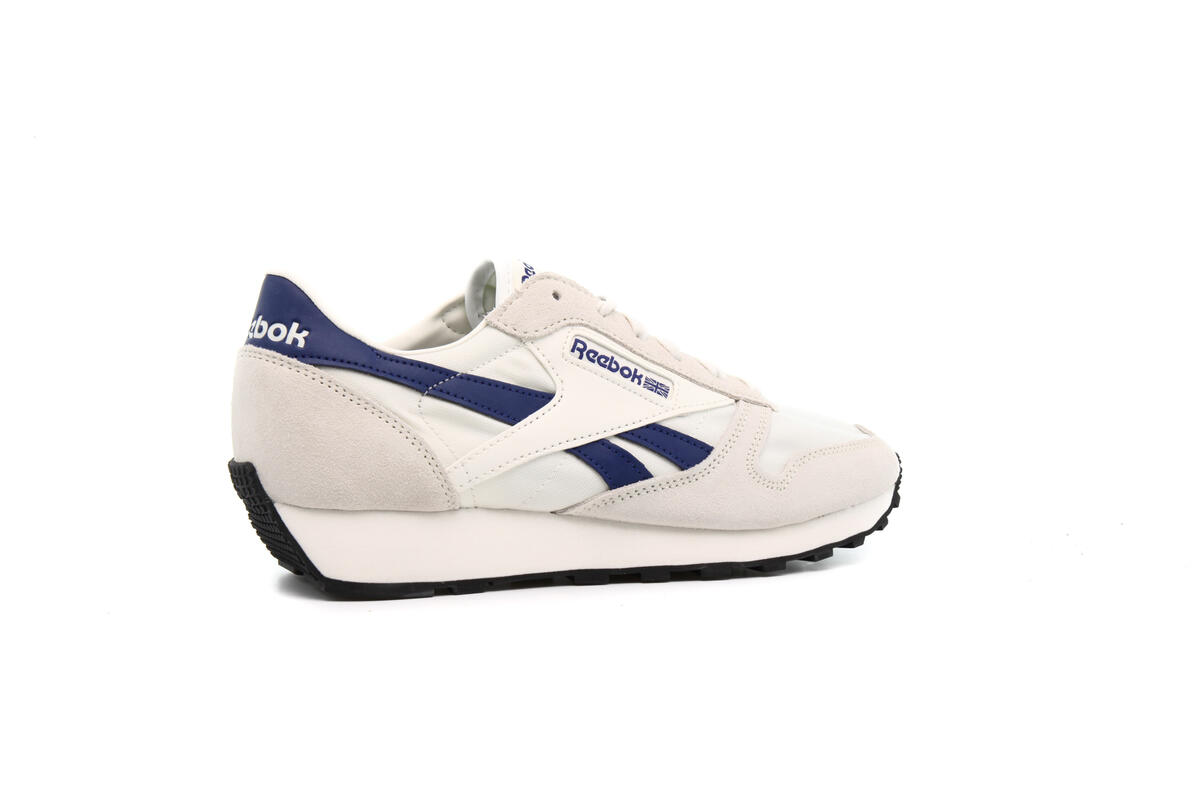 Reebok CL LTHR AZ "Chalk" - Image 13