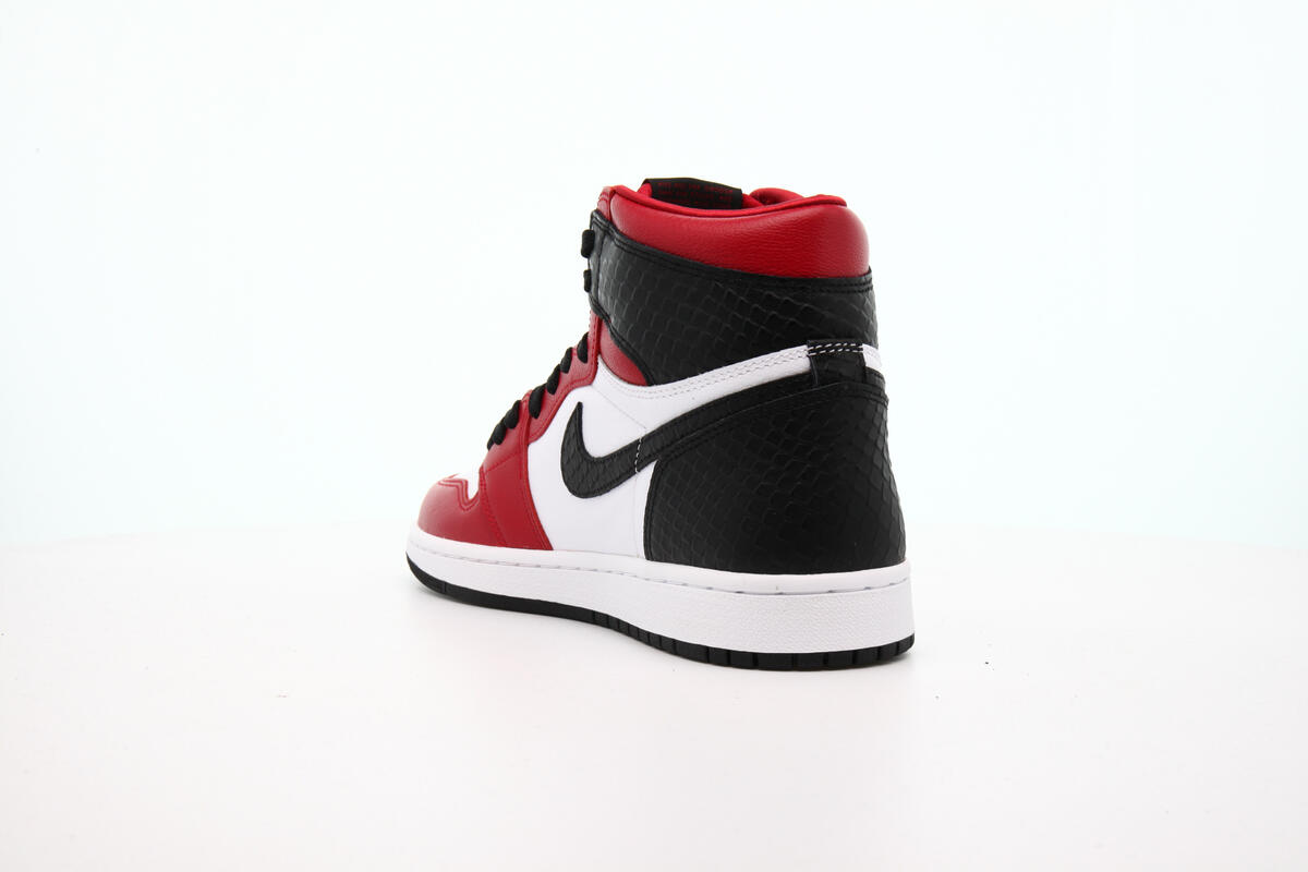 Air Jordan 1 Retro High 'Chicago' (Women's) - Image 17