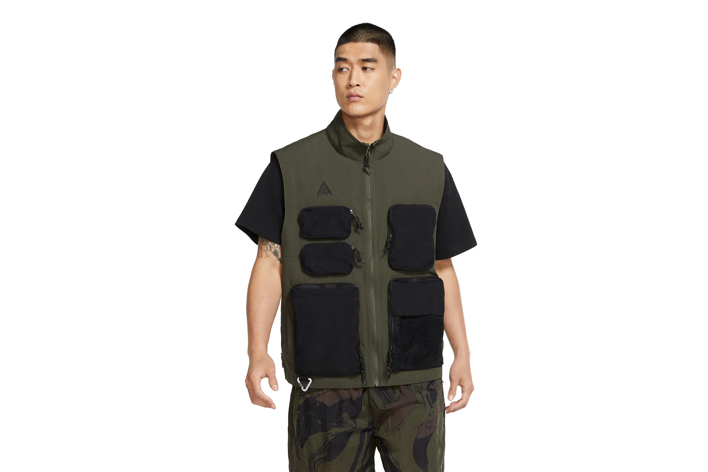 Nike ACG VEST "CARGO KHAKI"