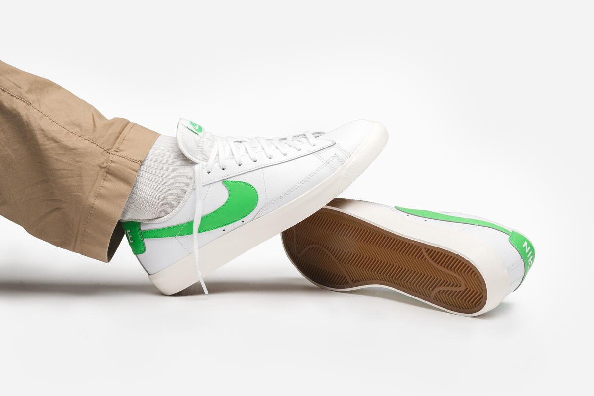 Nike Blazer Low White - Image 14