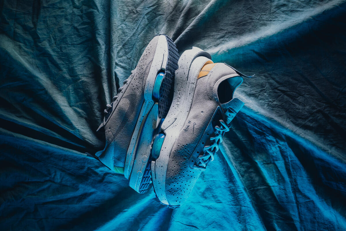 nike zoom type grey blue