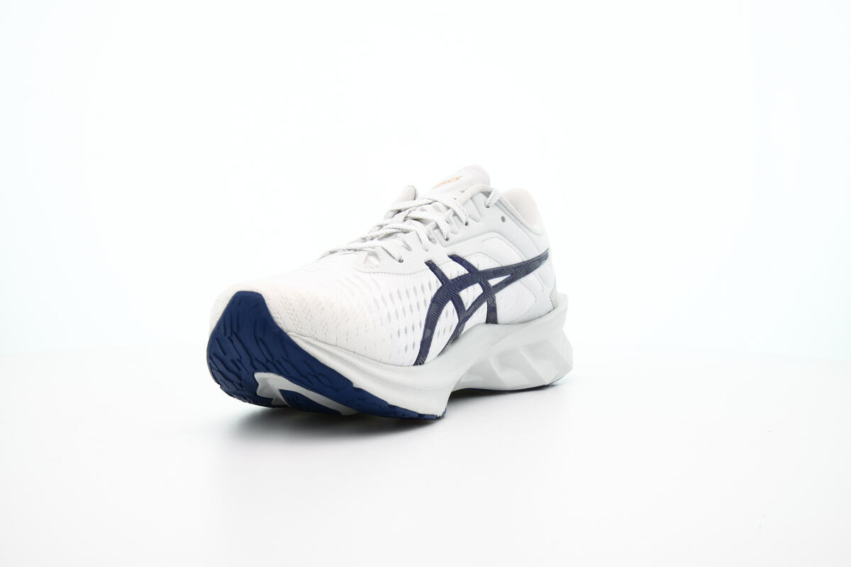 Asics Novablast Glacier Grey - Image 6