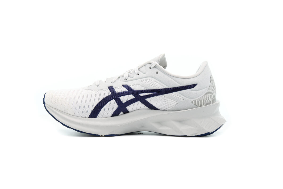 Asics Novablast Glacier Grey - Image 8