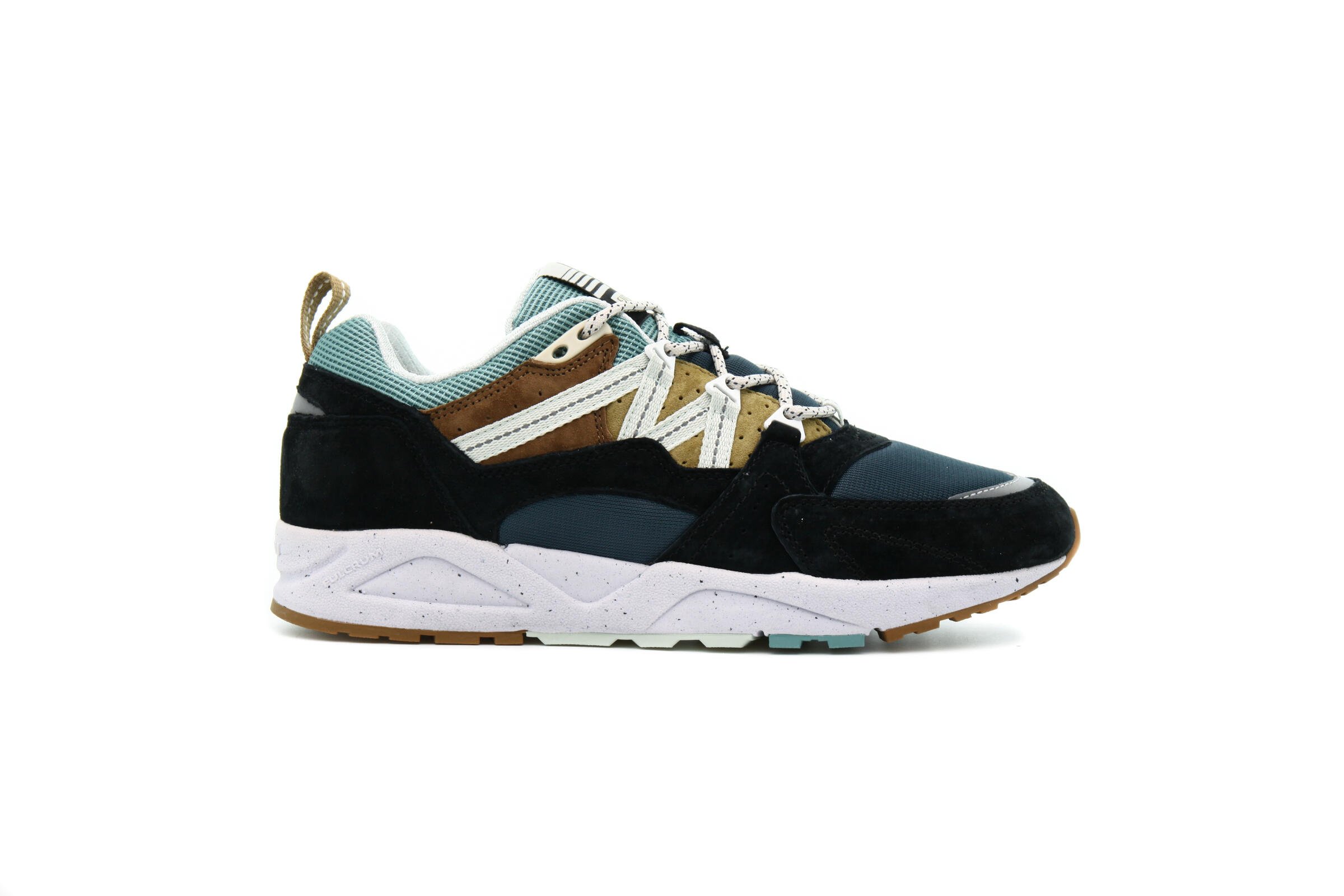 Karhu Fusion 2.0 "JET BLACK"