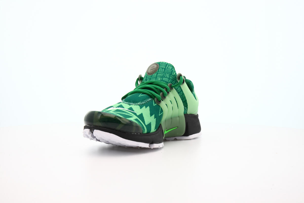 Nike Air Presto Pine Green / Green Strike - Image 19