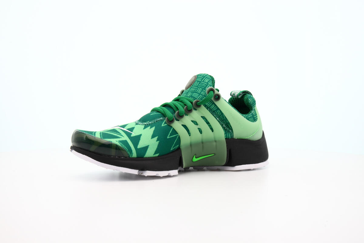 Nike Air Presto Pine Green / Green Strike - Image 20