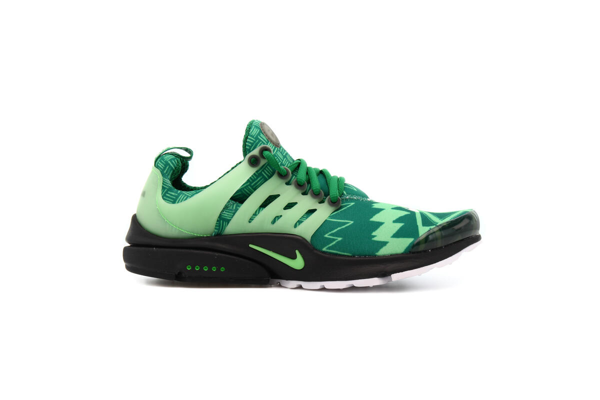 Nike Air Presto Pine Green / Green Strike - Image 15