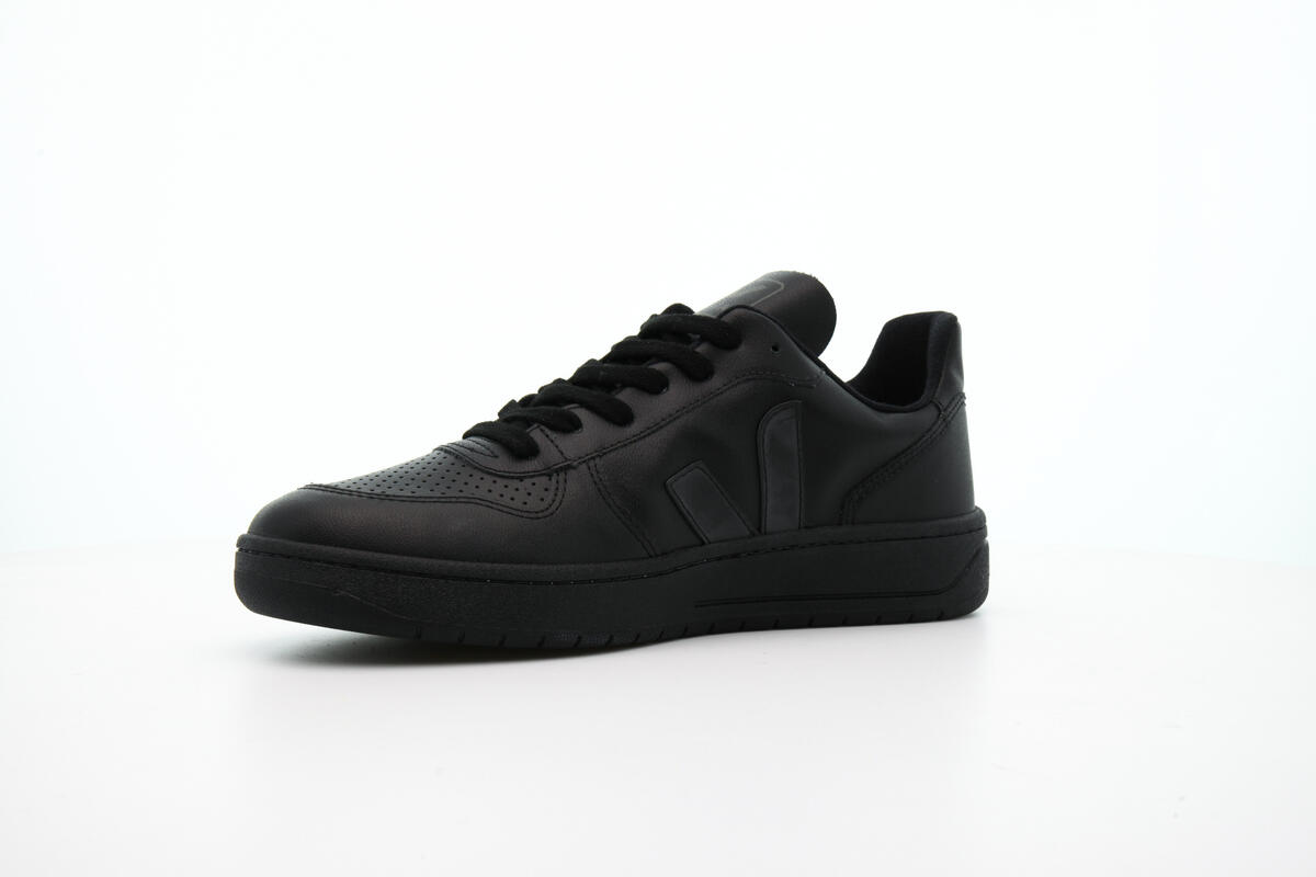 Veja V-10 CWL "Black" - Image 7