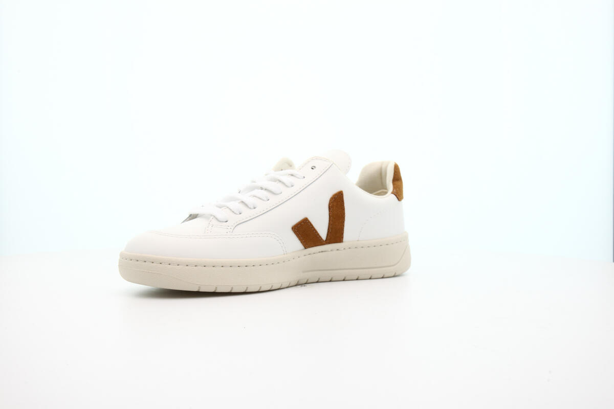 Veja V-12 "Camel" (Women's) - Image 7