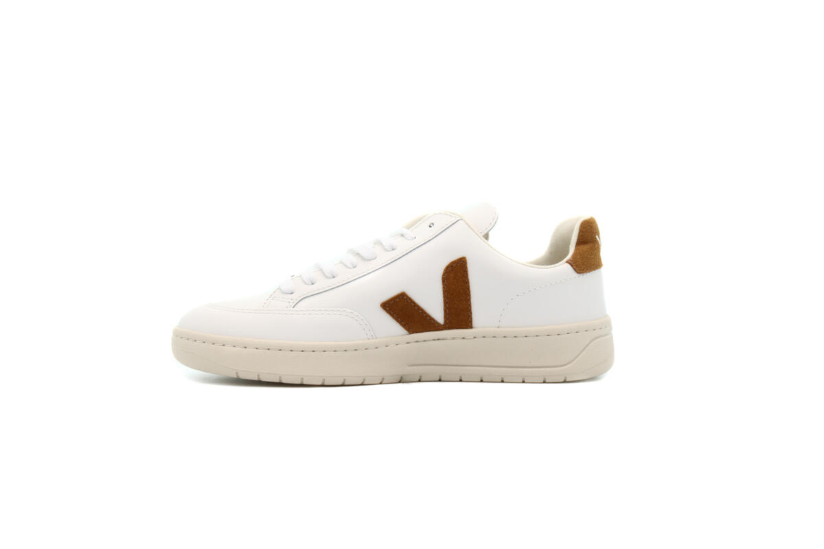 Veja V-12 "Camel" (Women's) - Image 8