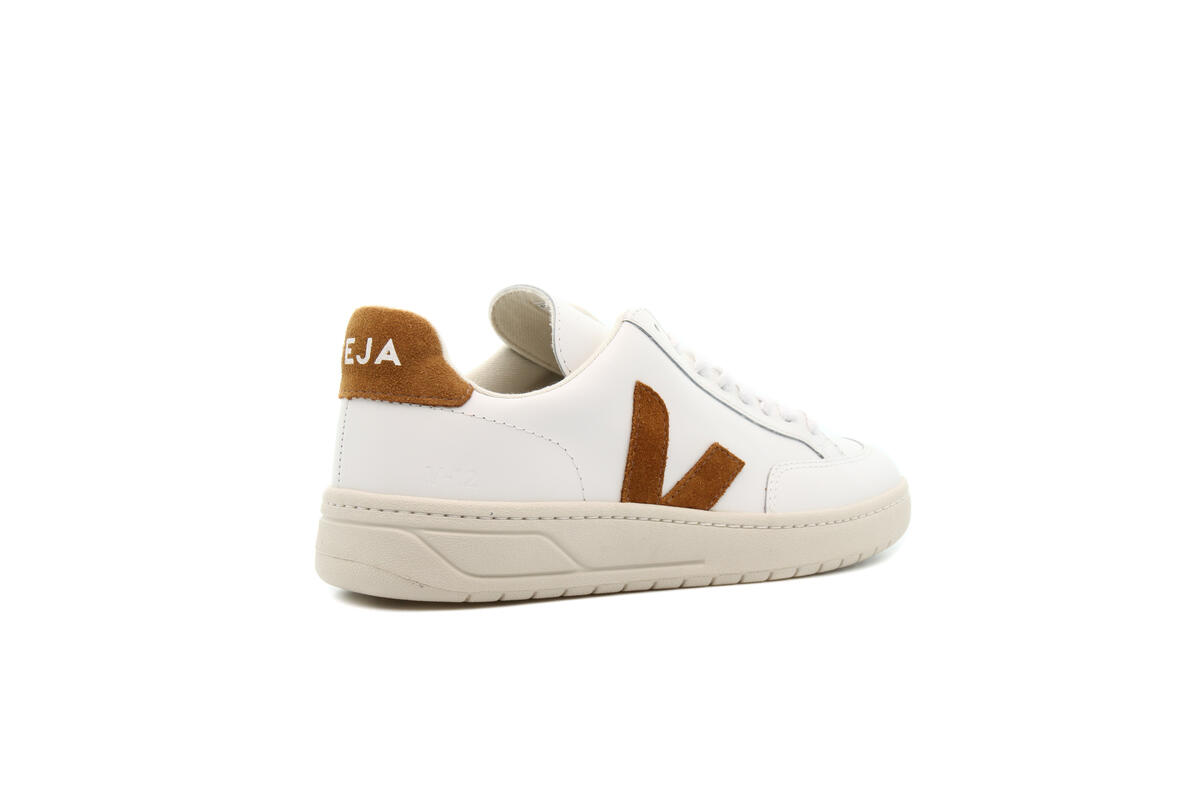 Veja V-12 "Camel" (Women's) - Image 13