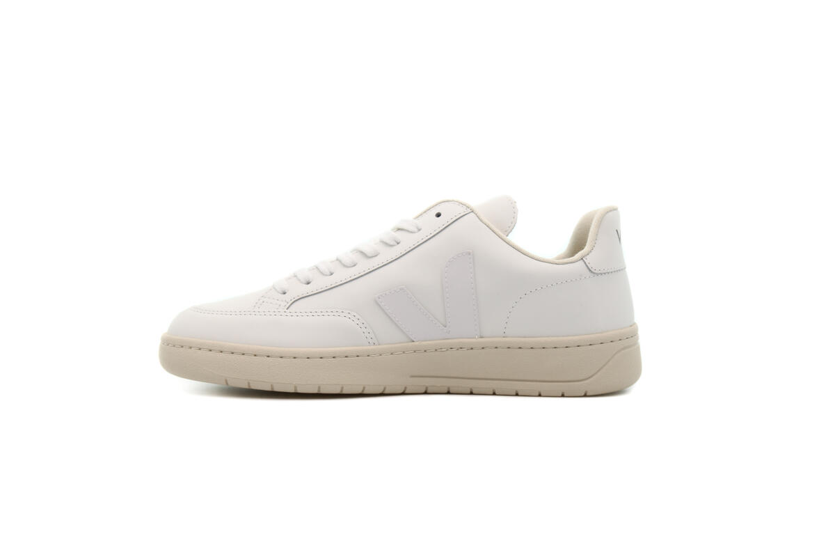 Veja V-12 "Extra White" - Image 20