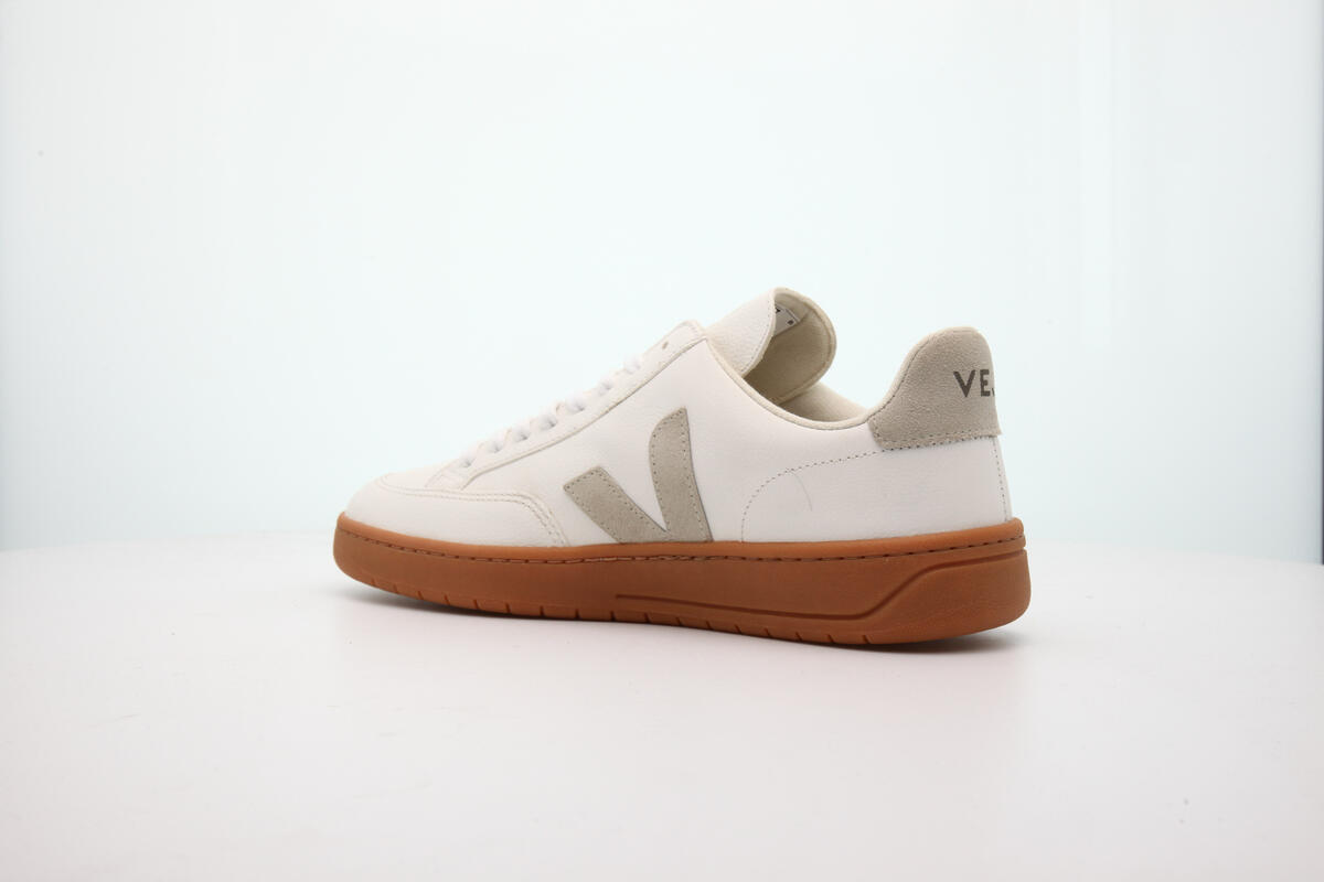 Veja V-12 "Natural" - Image 9