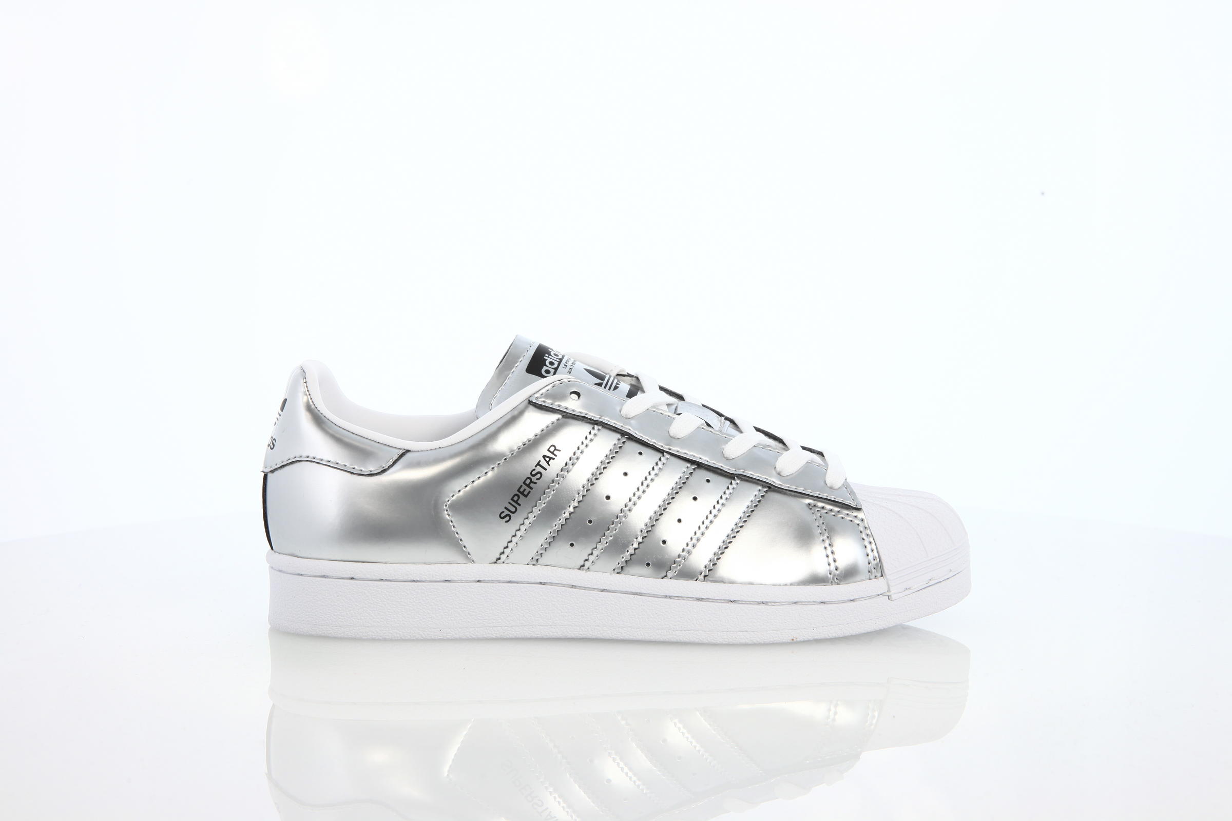 Adidas originals superstar silver metallic/white hotsell