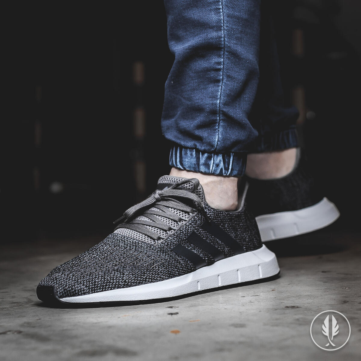 Adidas swift run black grey online