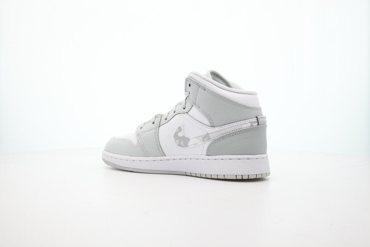 Air Jordan 1 Mid SE (GS) White - Image 9
