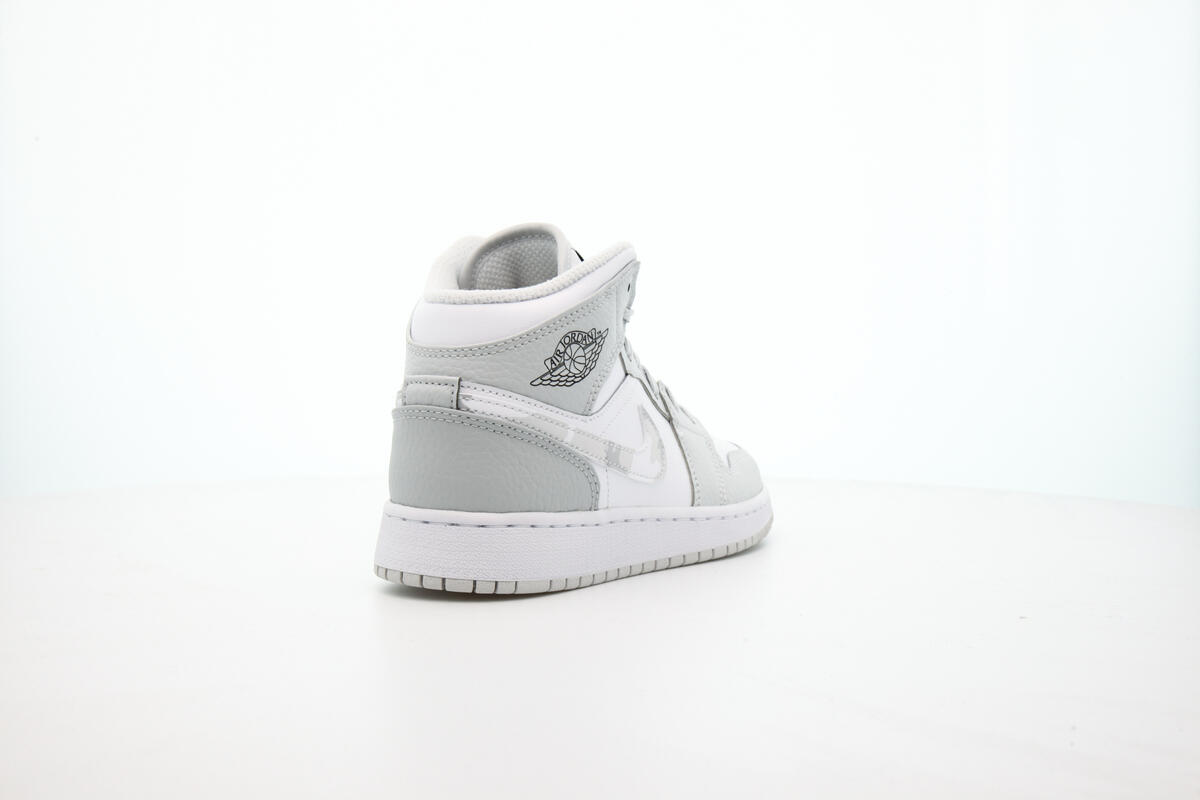 Air Jordan 1 Mid SE (GS) White - Image 12
