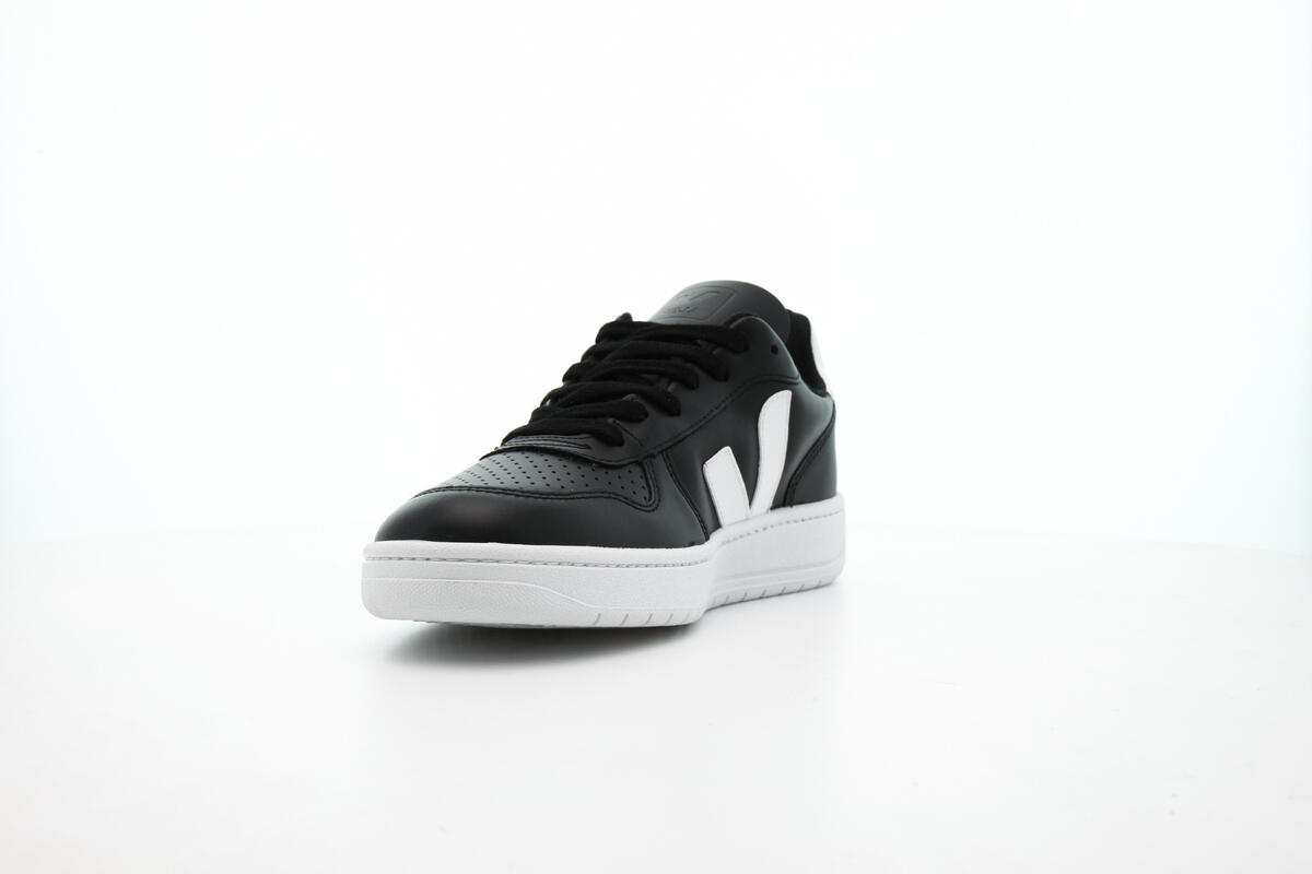 Veja V-10 Black / White - Image 6