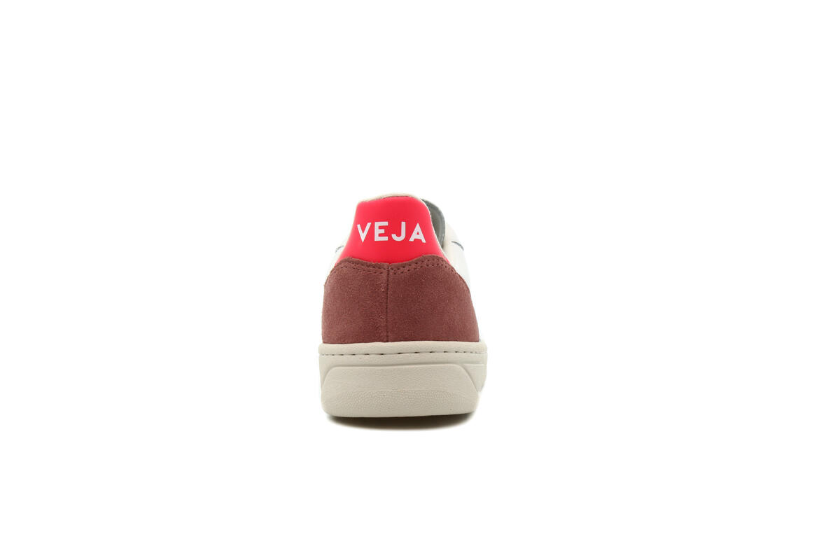 Veja V-10 "Petale Rose" (Women's) - Image 11