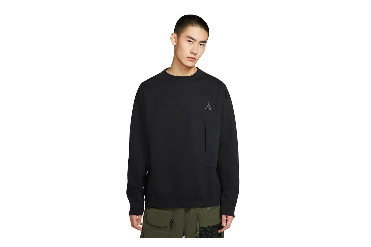 Nike ACG Fleece Crew Black - Image 2