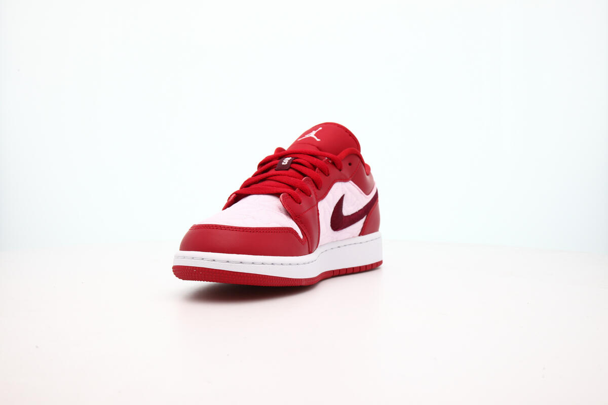 Air Jordan 1 Low SE Red Quilt (GS) - Image 6
