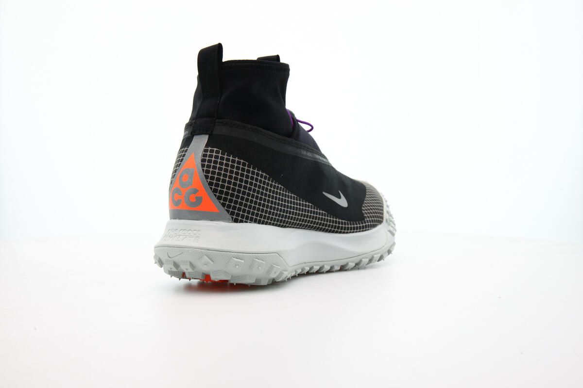 Nike ACG Mountain FLY Gore-Tex "Metallic Silver" (Women's) - Image 13
