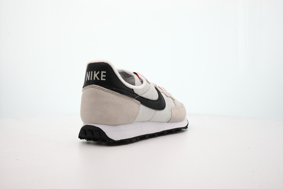 Nike Challenger Light Bone - Image 18