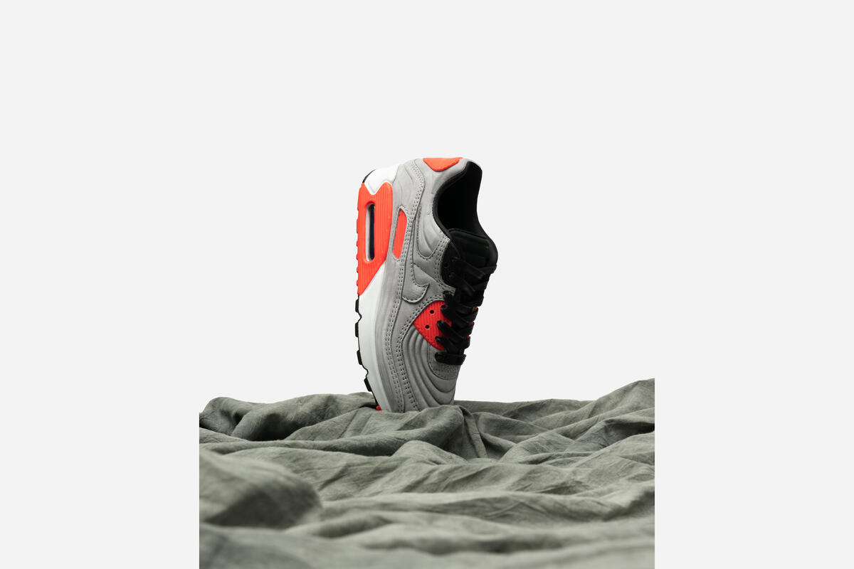 Nike Air Max 90 'Night Silver' - Image 25