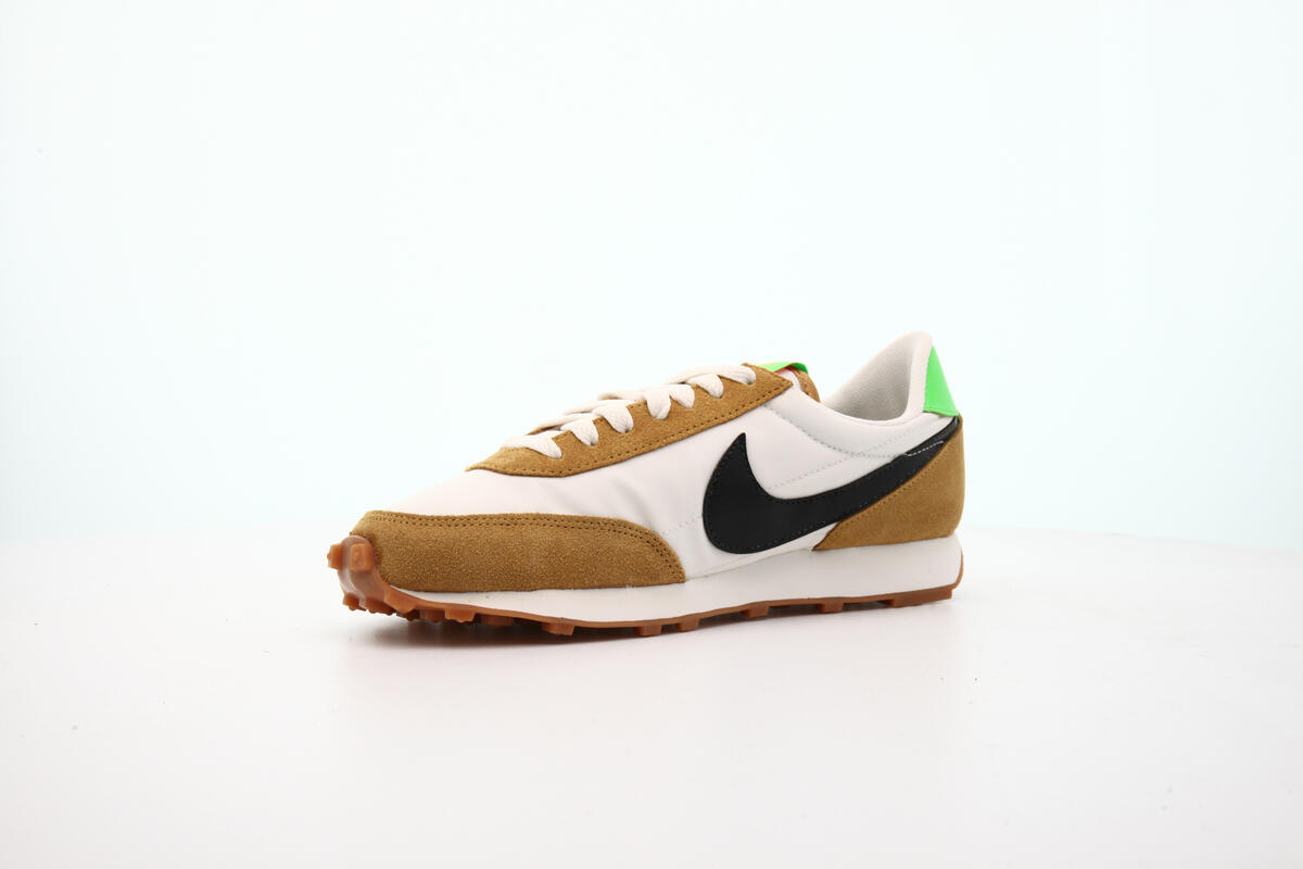Nike Daybreak 'Wheat' (Women's) - Image 13