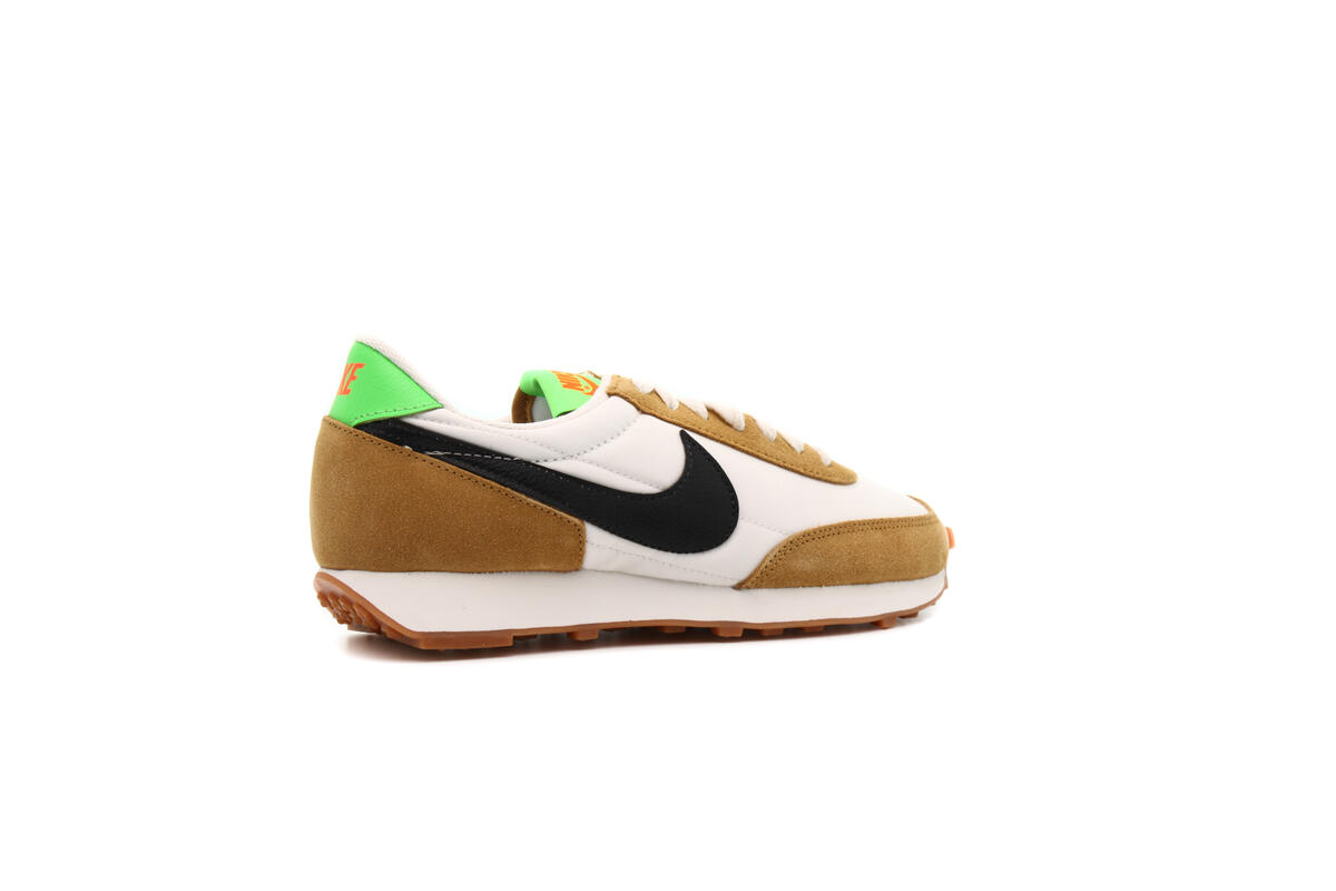 Nike Daybreak 'Wheat' (Women's) - Image 19