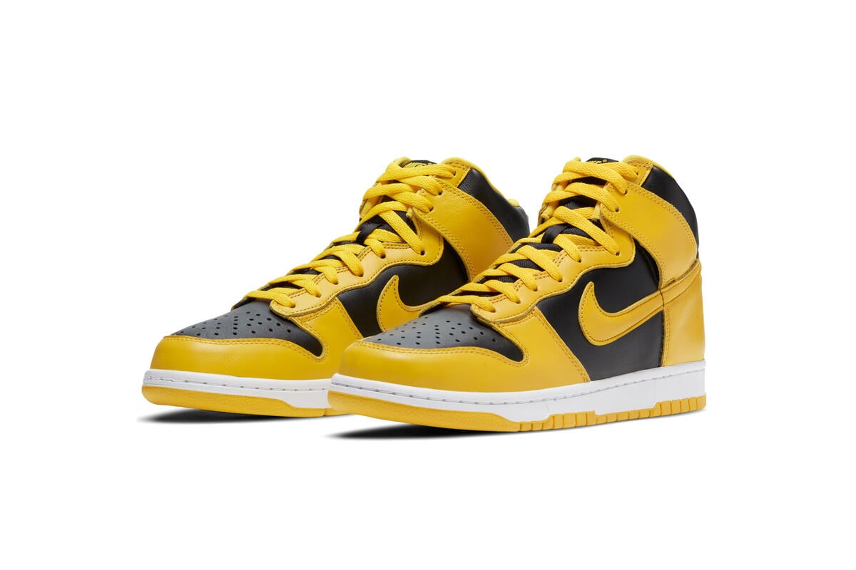 Nike Dunk High SP - Black / Varsity Maize - Image 15