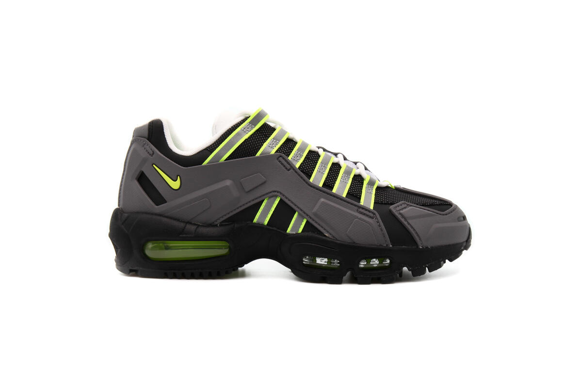 Nike Air Max 95 Black - Image 21