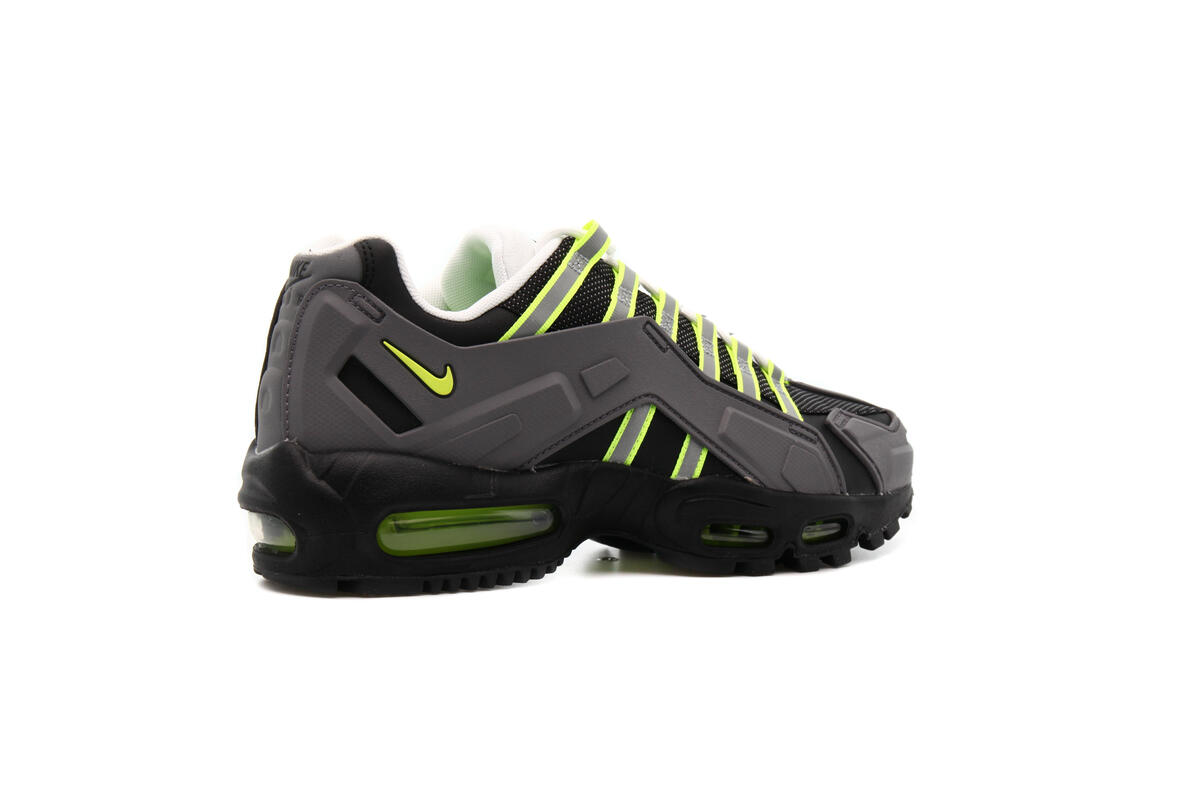 Nike Air Max 95 Black - Image 32