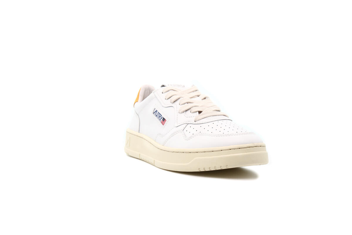 Autry Medalist Low LEAT (Women's) - Image 4