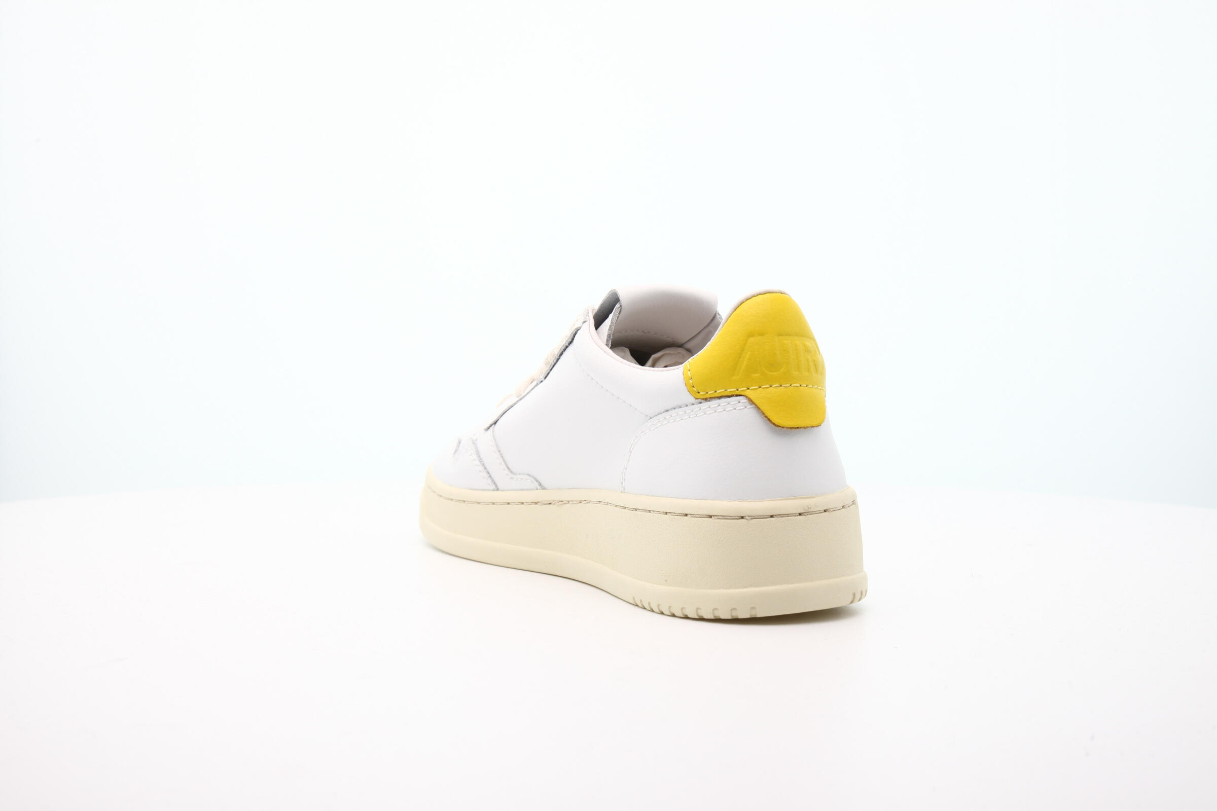 Autry Action Shoes WMNS MEDALIST LOW "YELLOW"