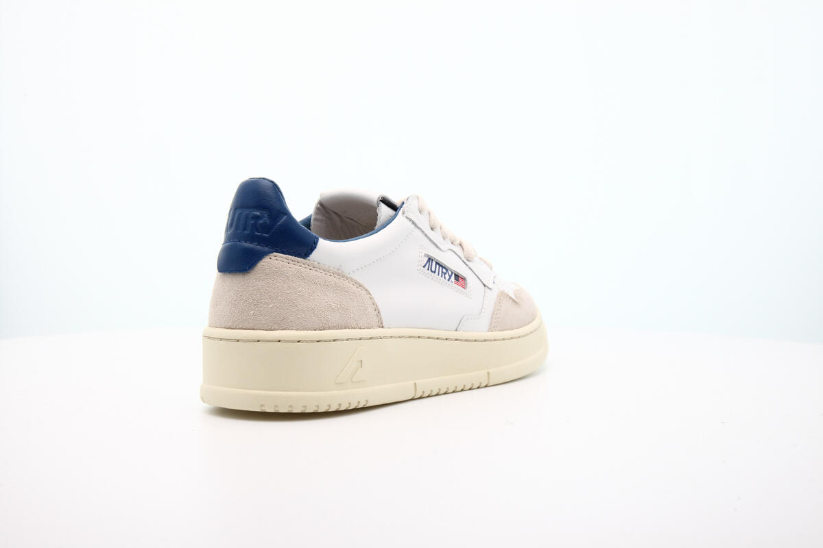 Autry Medalist Low 'Leat Blue' - Image 12