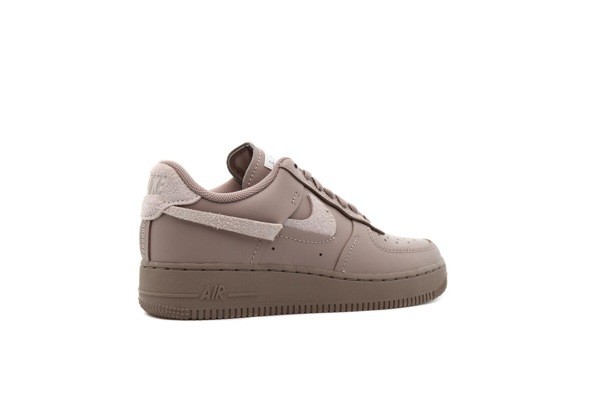 nike wmns air force 1 lxx