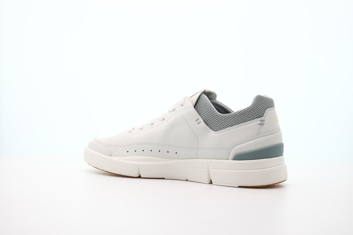 ON Running THE Roger Center Court 'Ice' - Image 9