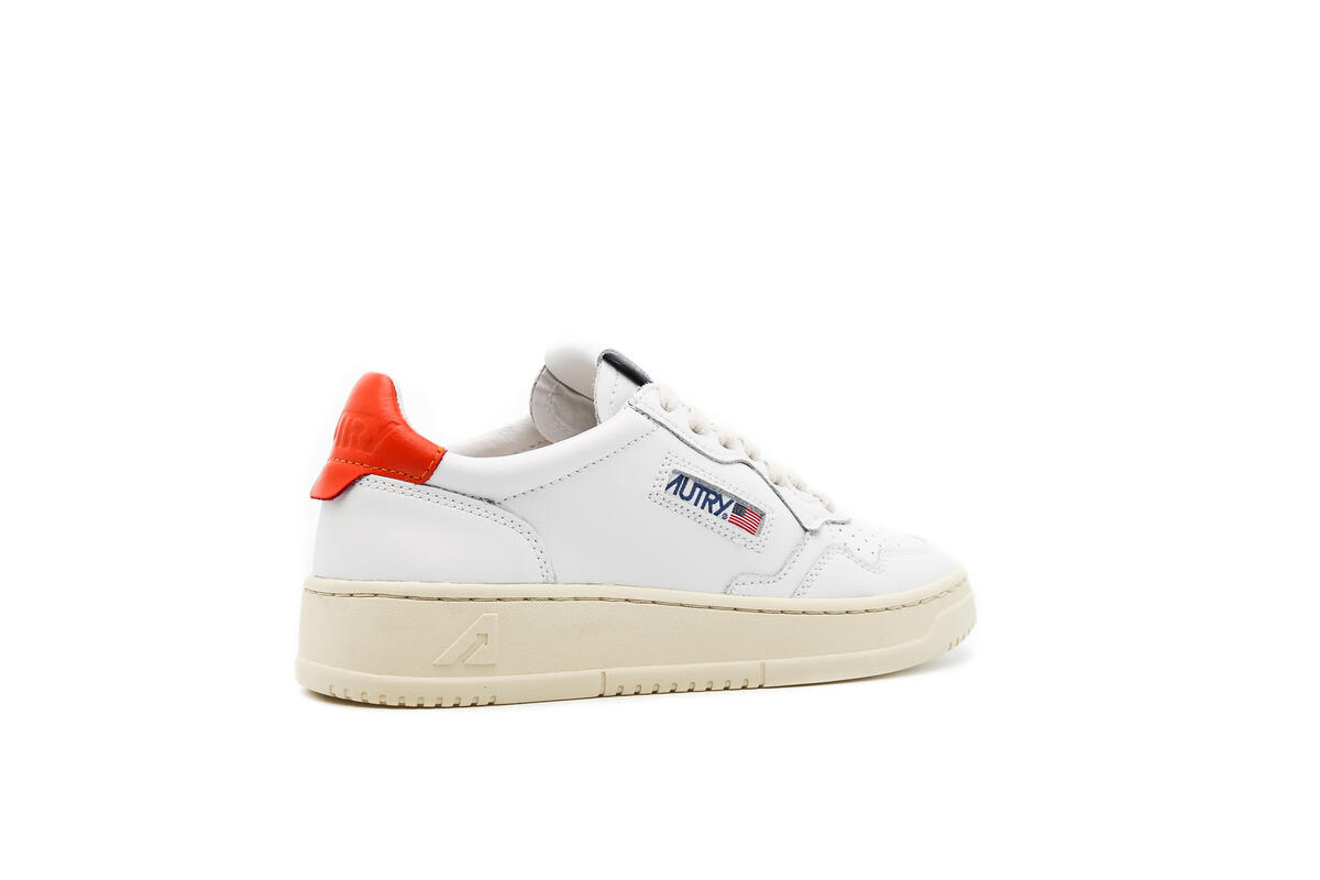 Autry Medalist Low Orange (Women's) - Image 13