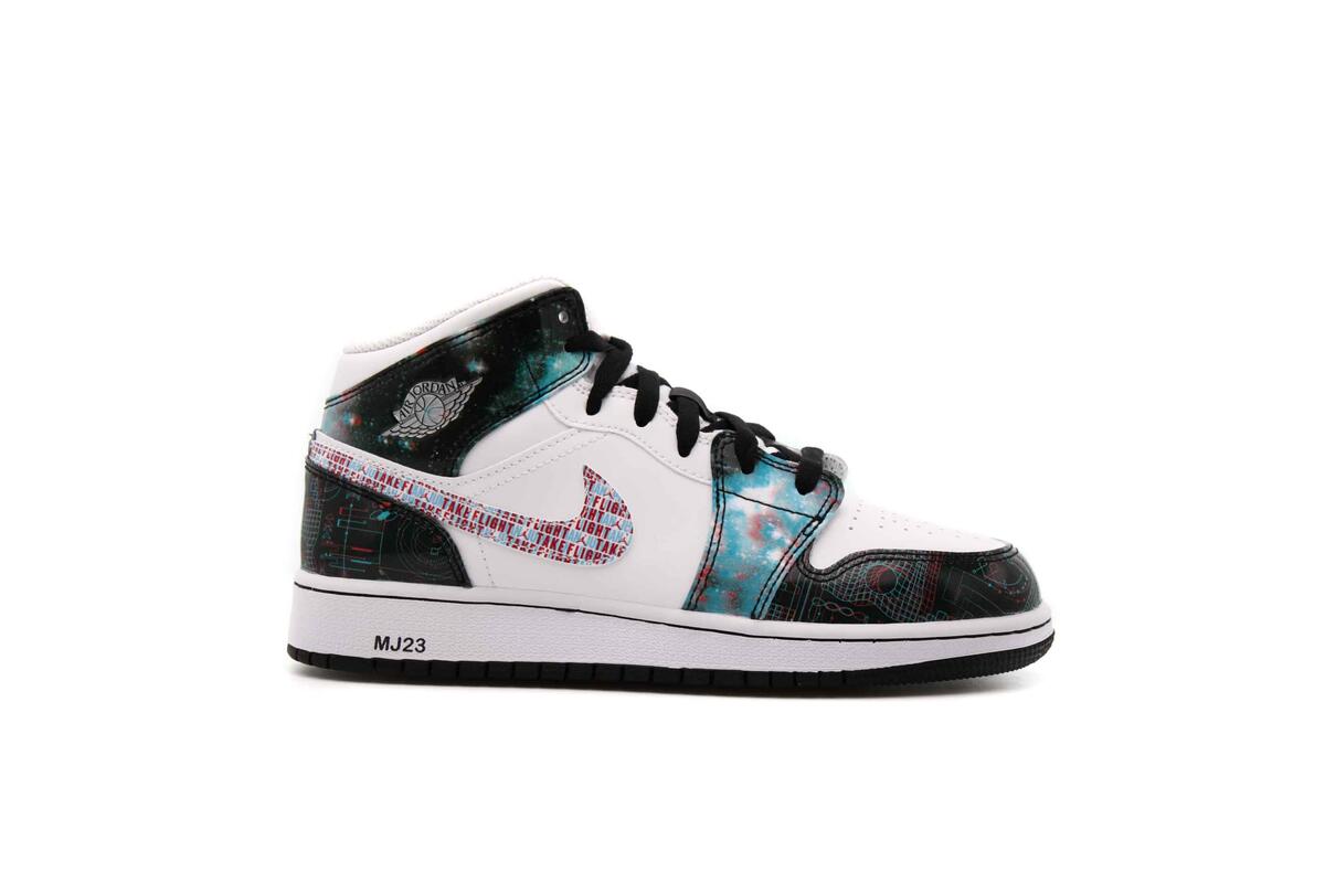 Air Jordan 1 MID SE (GS) White - Image 2