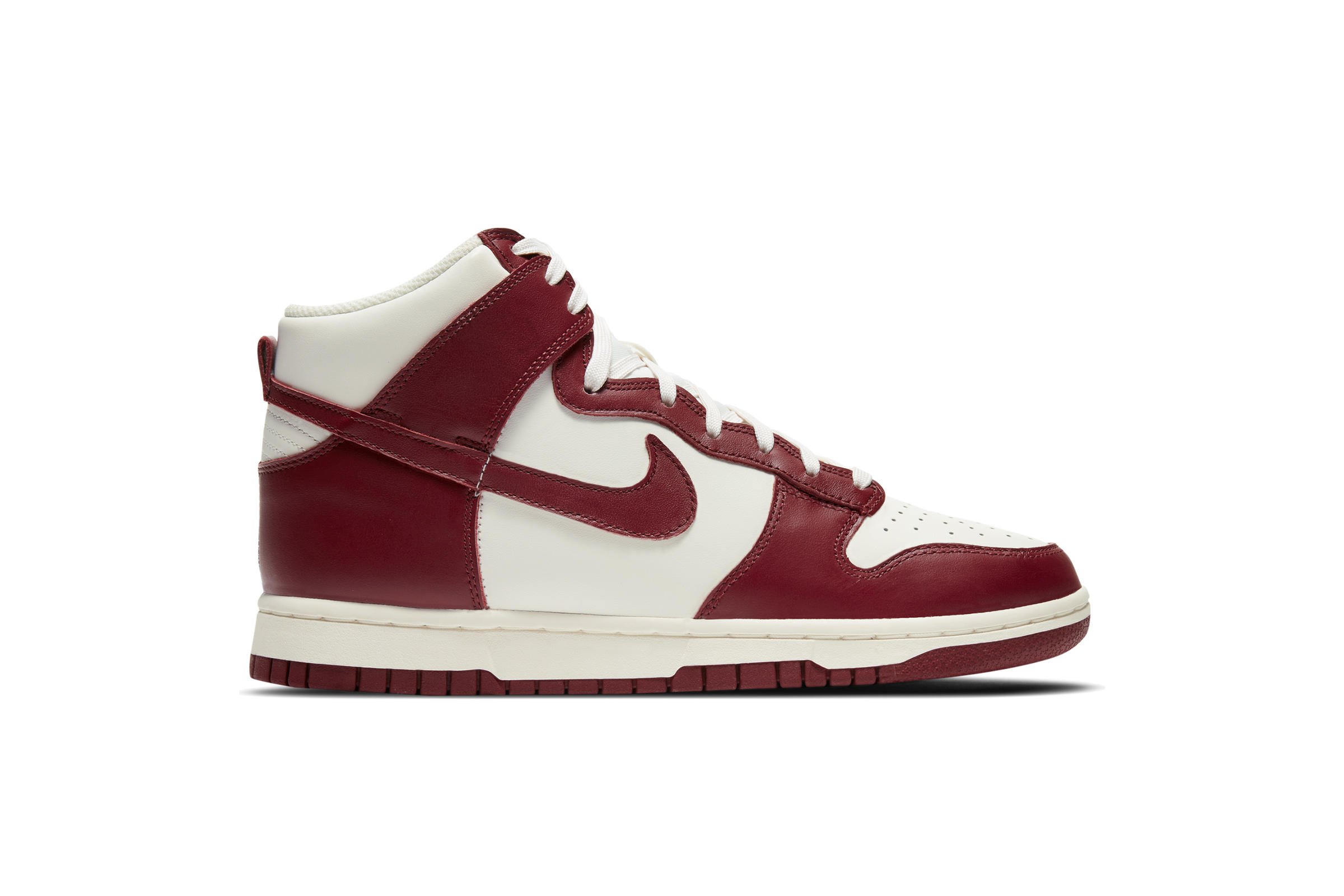 Nike WMNS DUNK HIGH "TEAM RED"