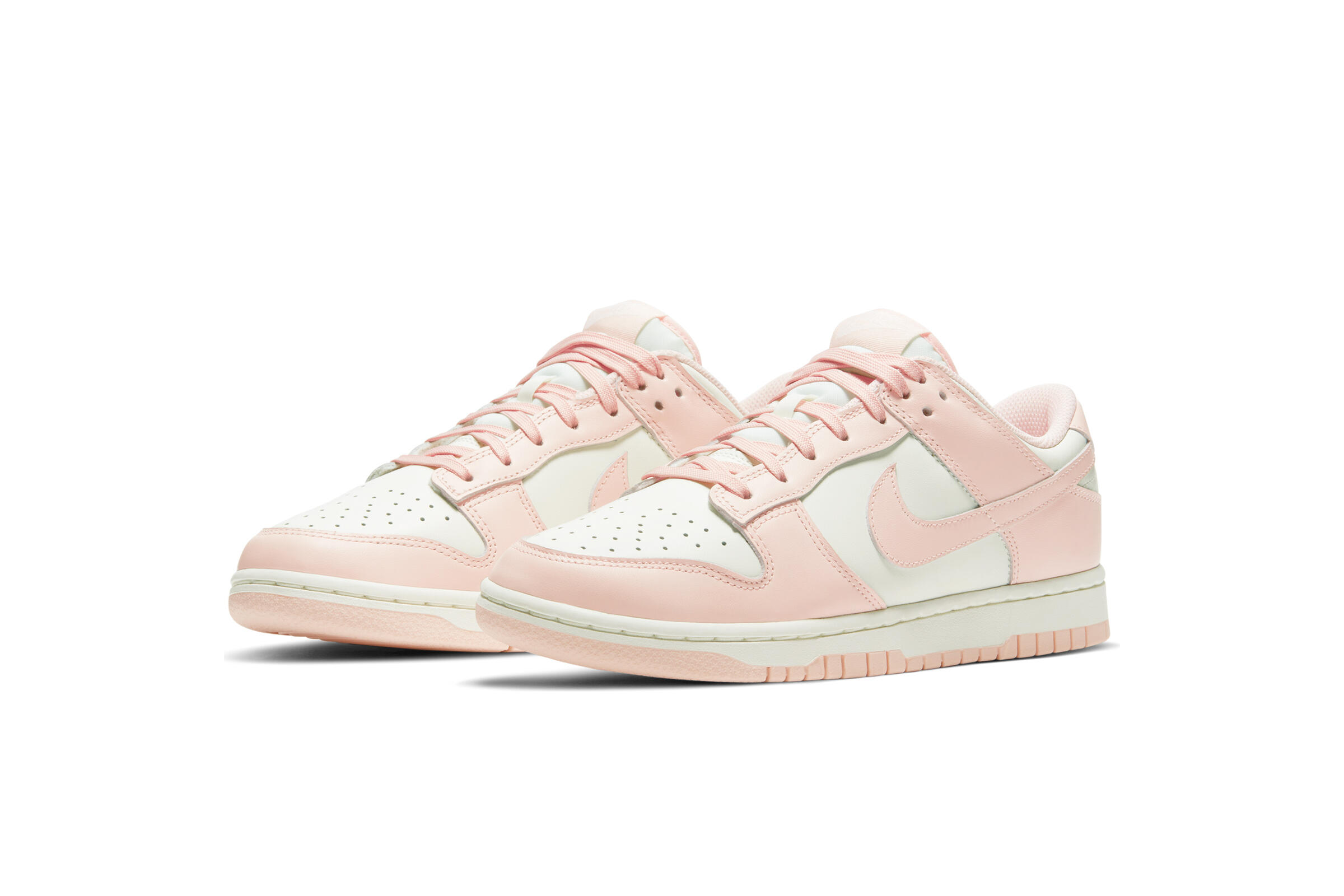Nike WMNS DUNK LOW 