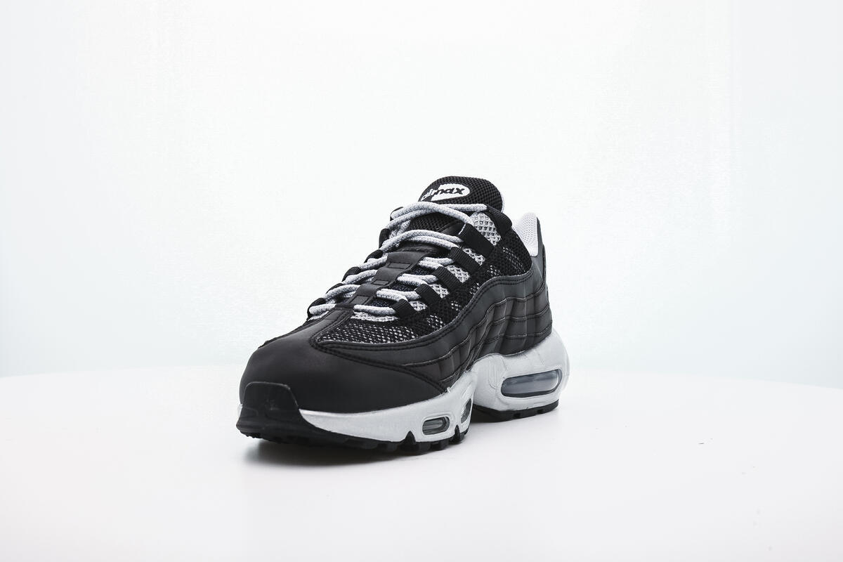 Nike Air Max 95 Black - Image 17