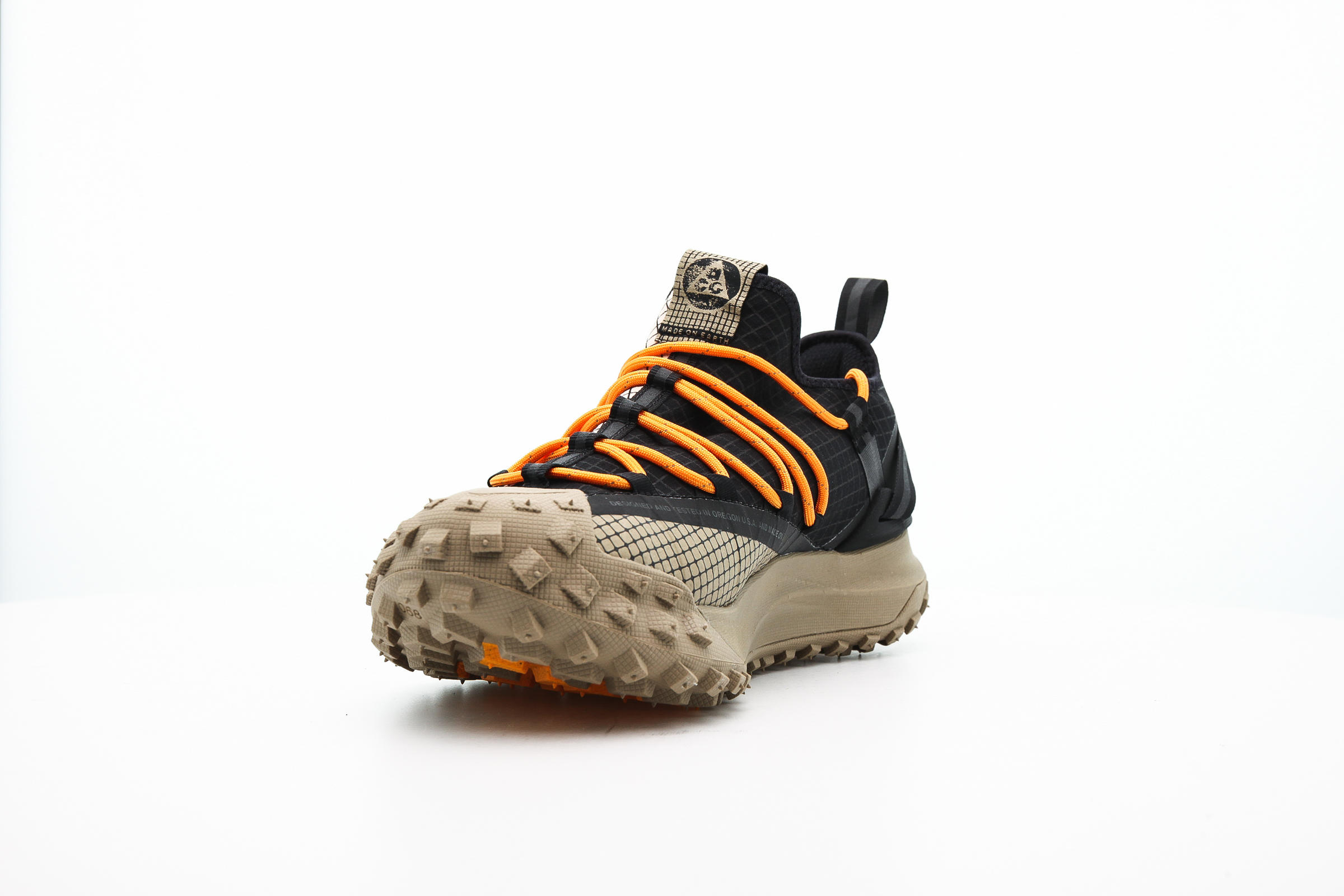 Nike ACG MOUNTAIN FLY LOW "FOSSIL STONE"