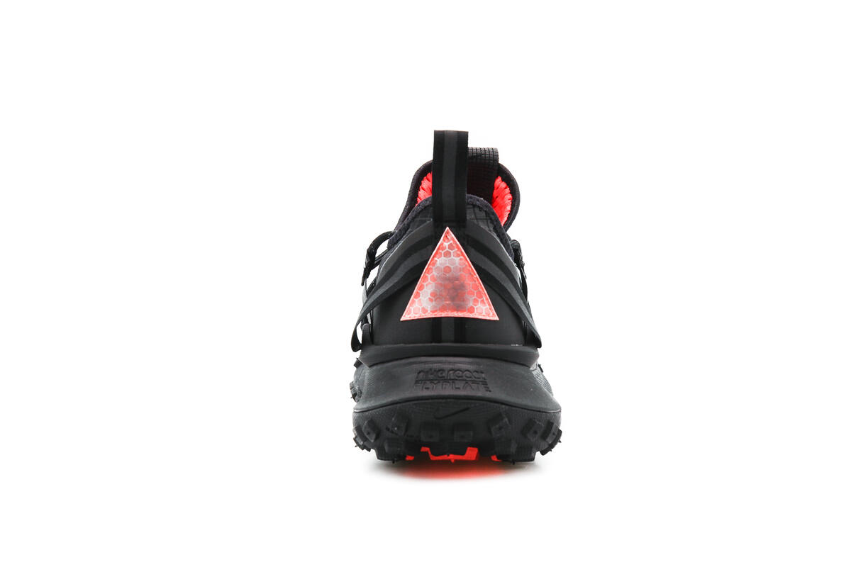 Nike ACG Mountain Fly Low 'Anthracite' - Image 11