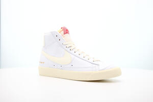 Nike BLAZER MID '77 VNTG EMB "POPCORN"